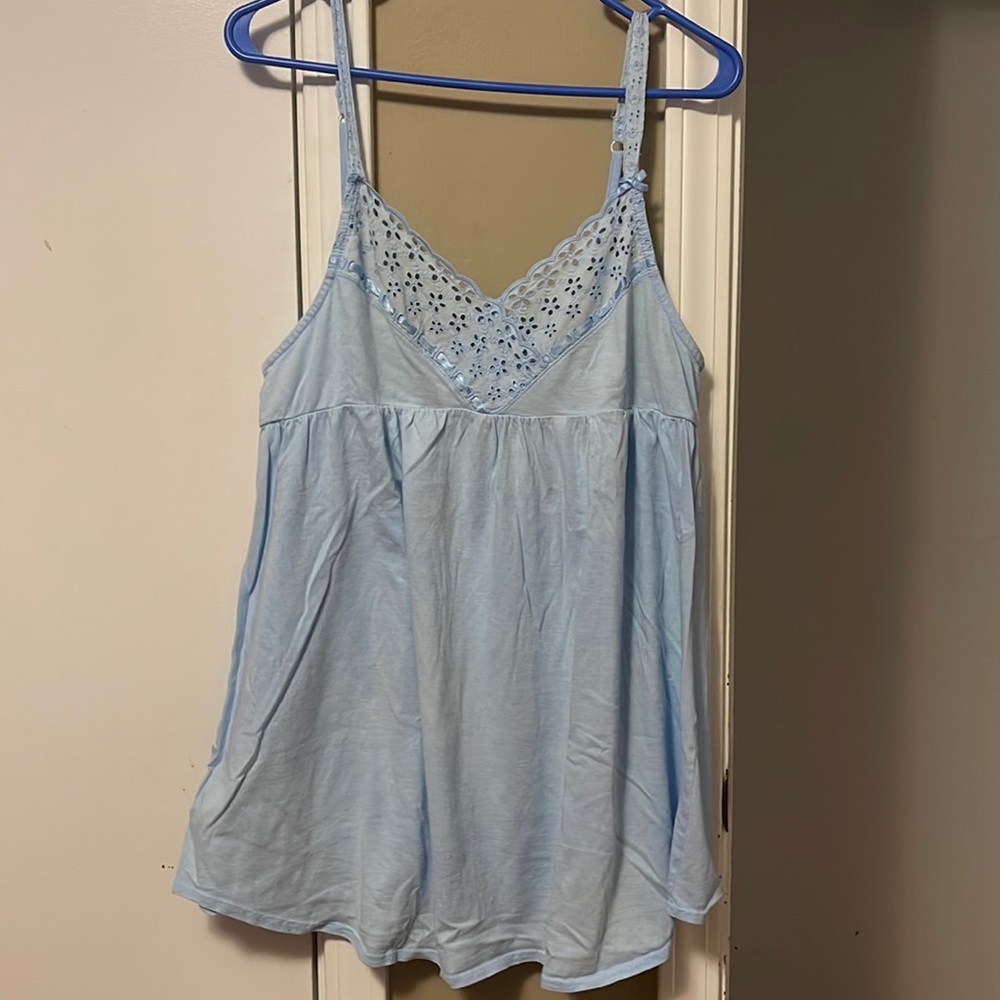 VS knee length nites, select colors shown ,,all size Medium all new